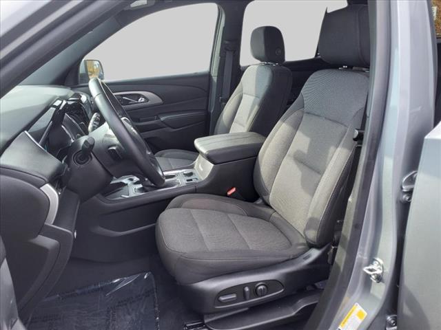 used 2023 Chevrolet Traverse car, priced at $30,495