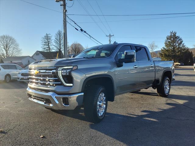 new 2025 Chevrolet Silverado 3500 car, priced at $69,210