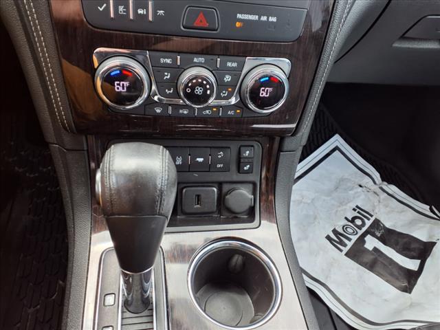 used 2023 Chevrolet Traverse car, priced at $32,995