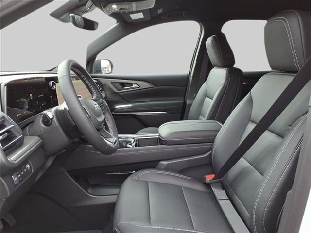 new 2026 Chevrolet Traverse car, priced at $50,200