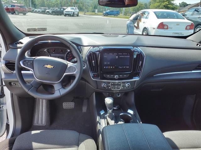 used 2023 Chevrolet Traverse car, priced at $36,995