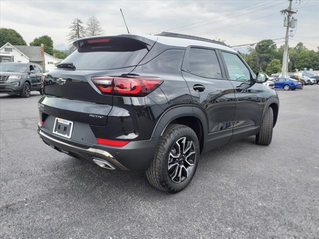 new 2024 Chevrolet TrailBlazer car, priced at $33,795