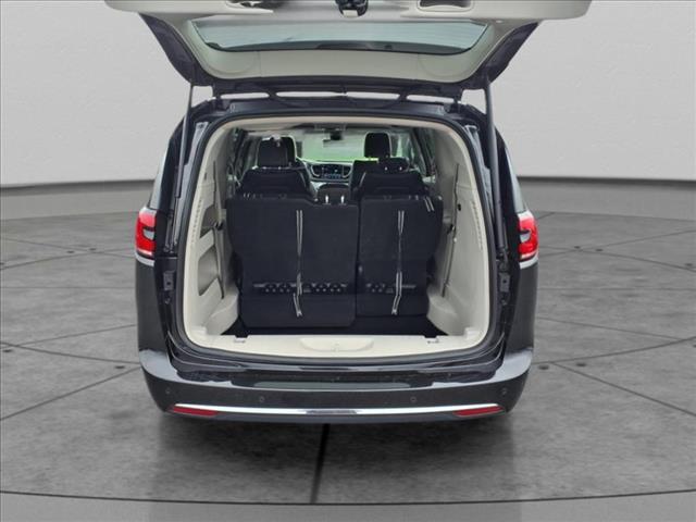 used 2023 Chrysler Pacifica car, priced at $23,495
