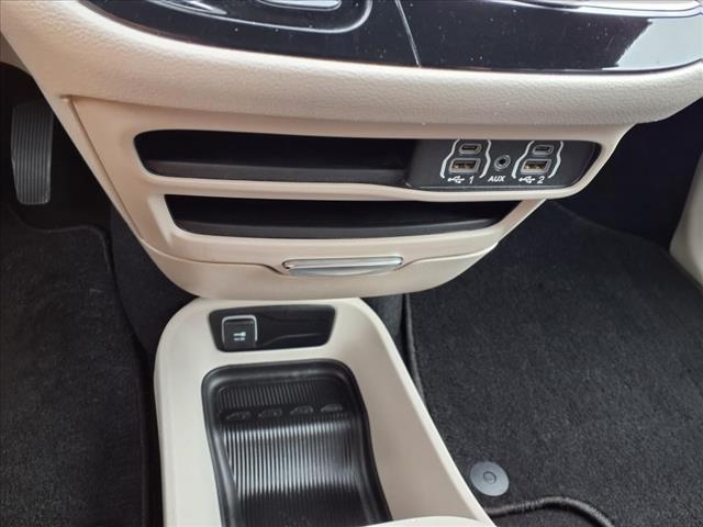 used 2023 Chrysler Pacifica car, priced at $23,495