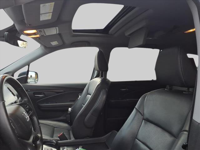 used 2020 Honda Pilot car, priced at $28,995