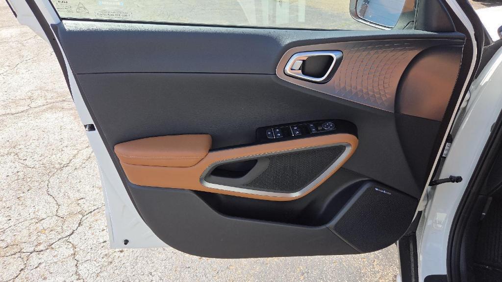 new 2025 Kia Soul car, priced at $26,277
