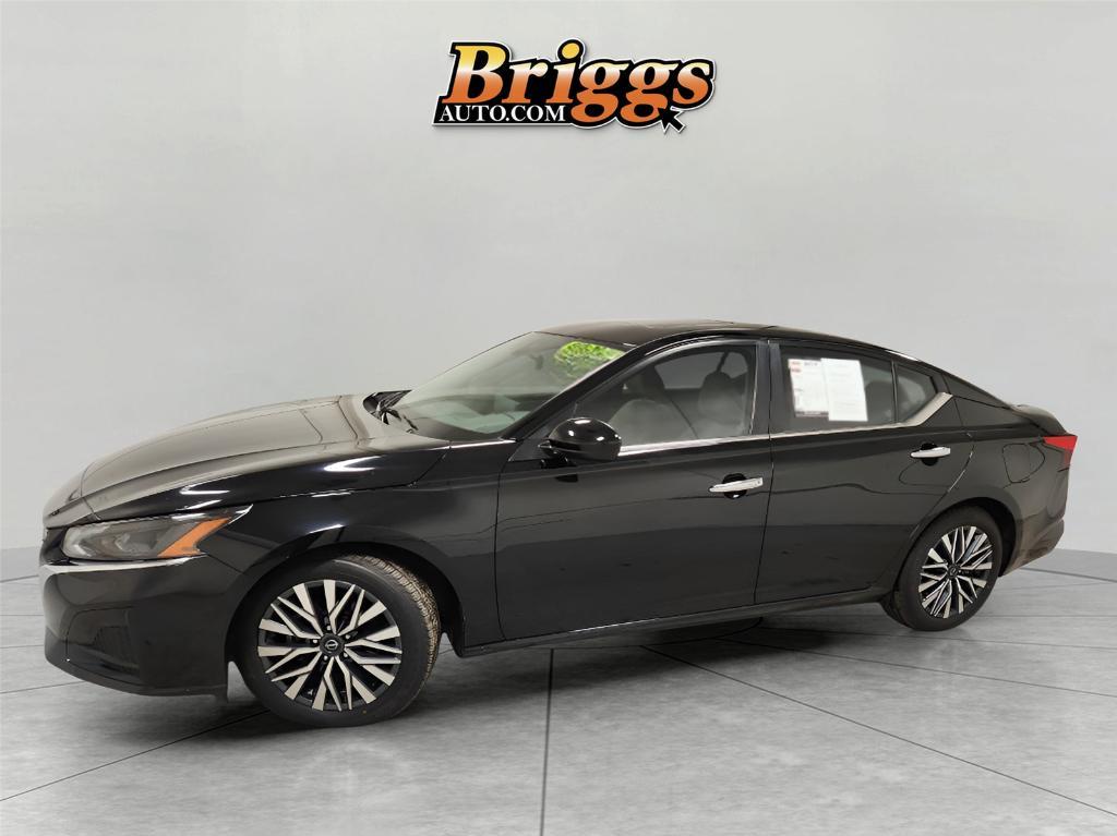 used 2023 Nissan Altima car, priced at $18,987