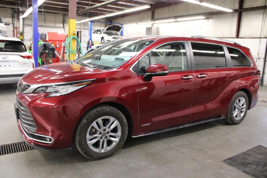 used 2021 Toyota Sienna car, priced at $40,411