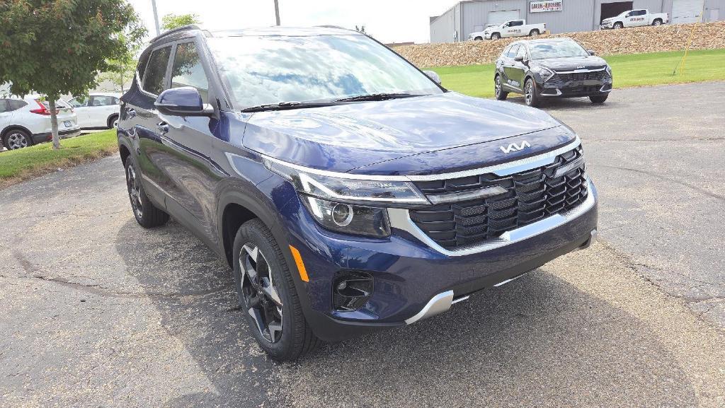 new 2025 Kia Seltos car, priced at $27,610