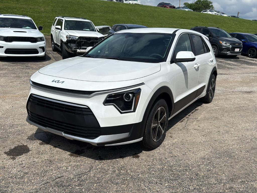 new 2025 Kia Niro car, priced at $26,731