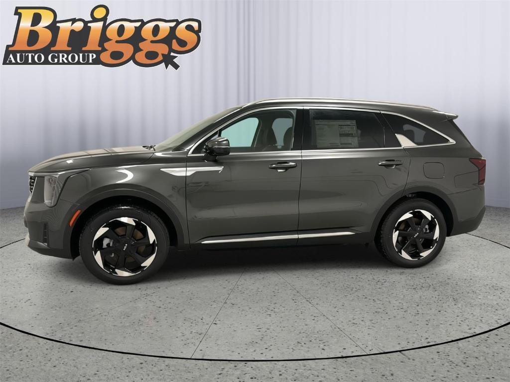 used 2025 Kia Sorento Hybrid car, priced at $38,800