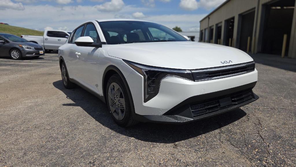 new 2025 Kia K4 car, priced at $21,391