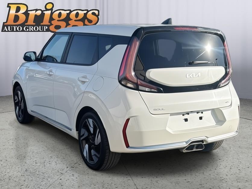 used 2023 Kia Soul car, priced at $19,298