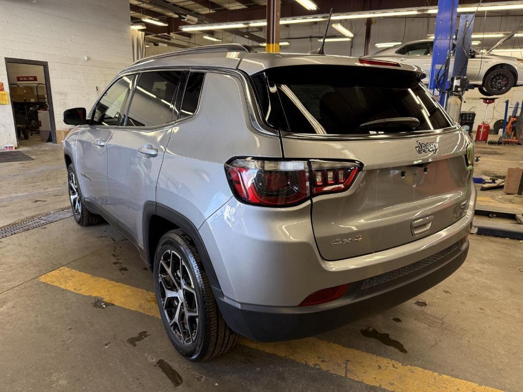 used 2024 Jeep Compass car, priced at $20,899