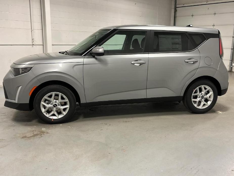 new 2025 Kia Soul car, priced at $21,474