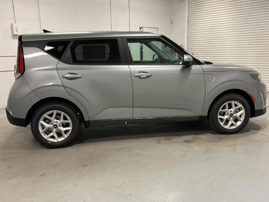 new 2025 Kia Soul car, priced at $21,474