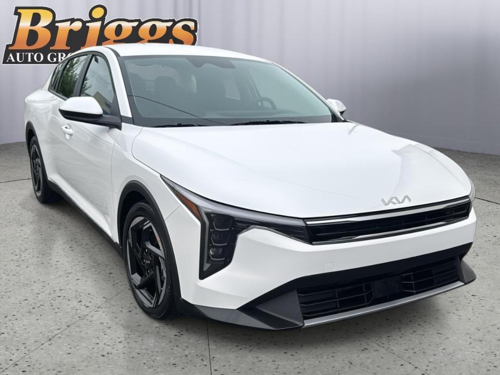 new 2025 Kia K4 car, priced at $26,190