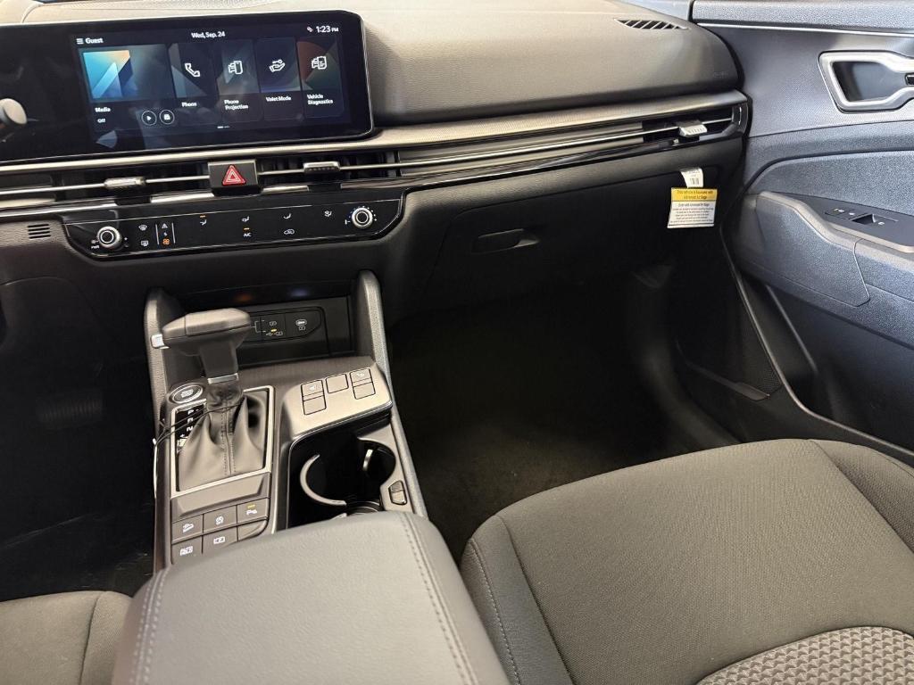 new 2026 Kia Sportage car, priced at $32,337