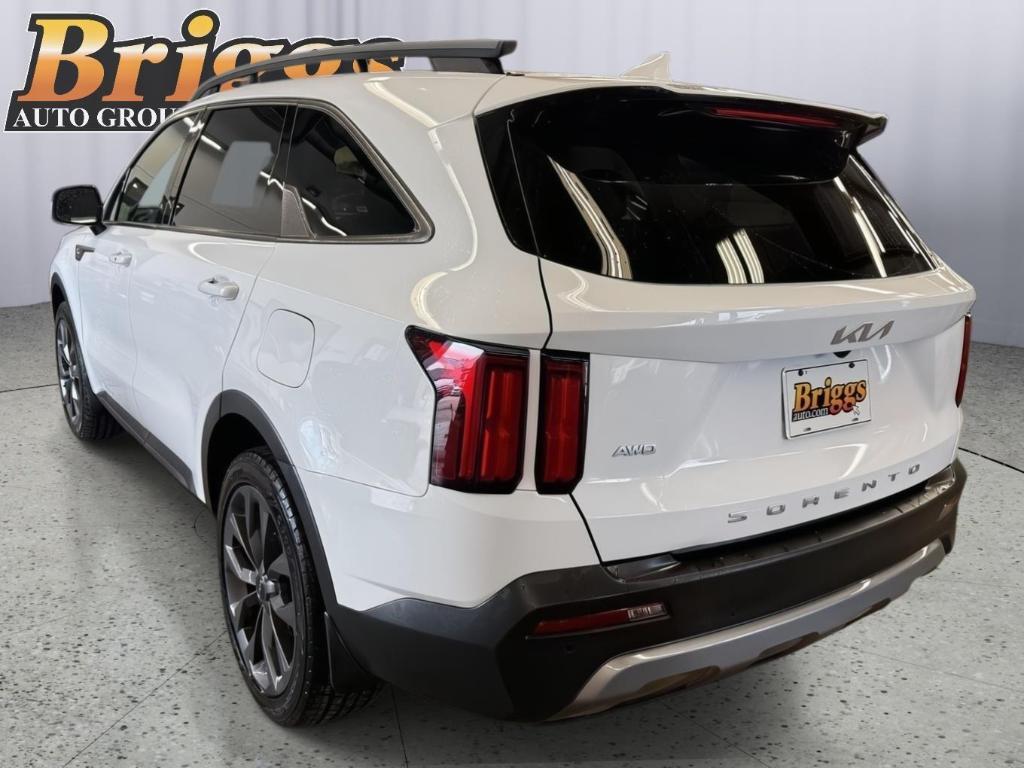 used 2022 Kia Sorento car, priced at $30,900