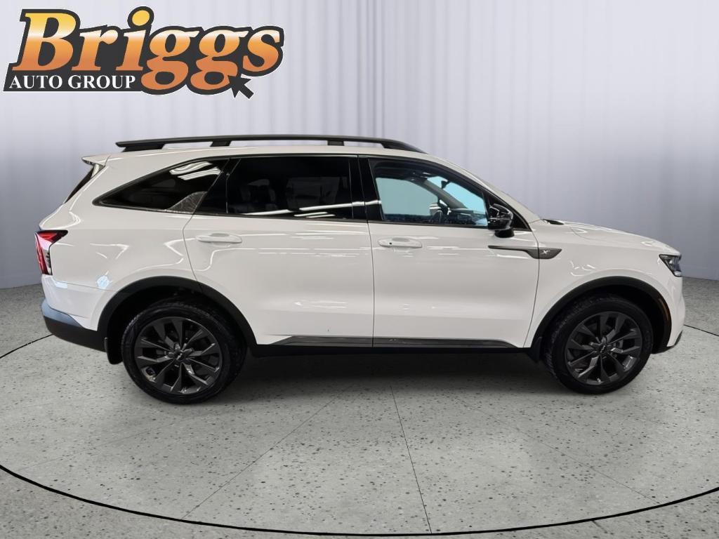 used 2022 Kia Sorento car, priced at $30,900