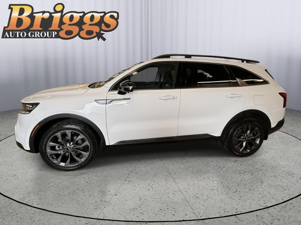 used 2022 Kia Sorento car, priced at $30,900