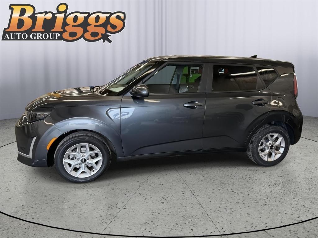 used 2023 Kia Soul car, priced at $15,400