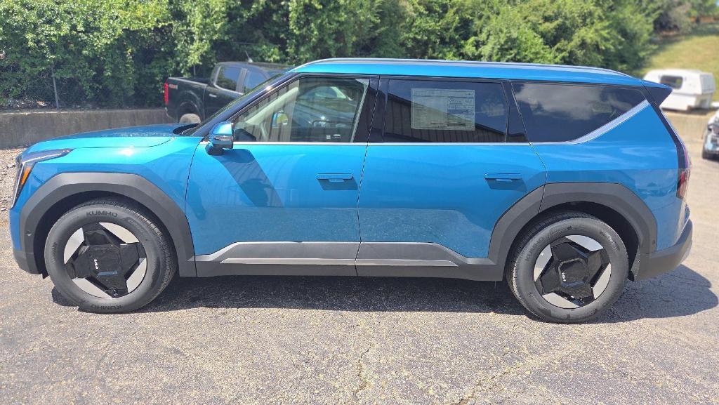 new 2026 Kia EV9 car, priced at $64,953
