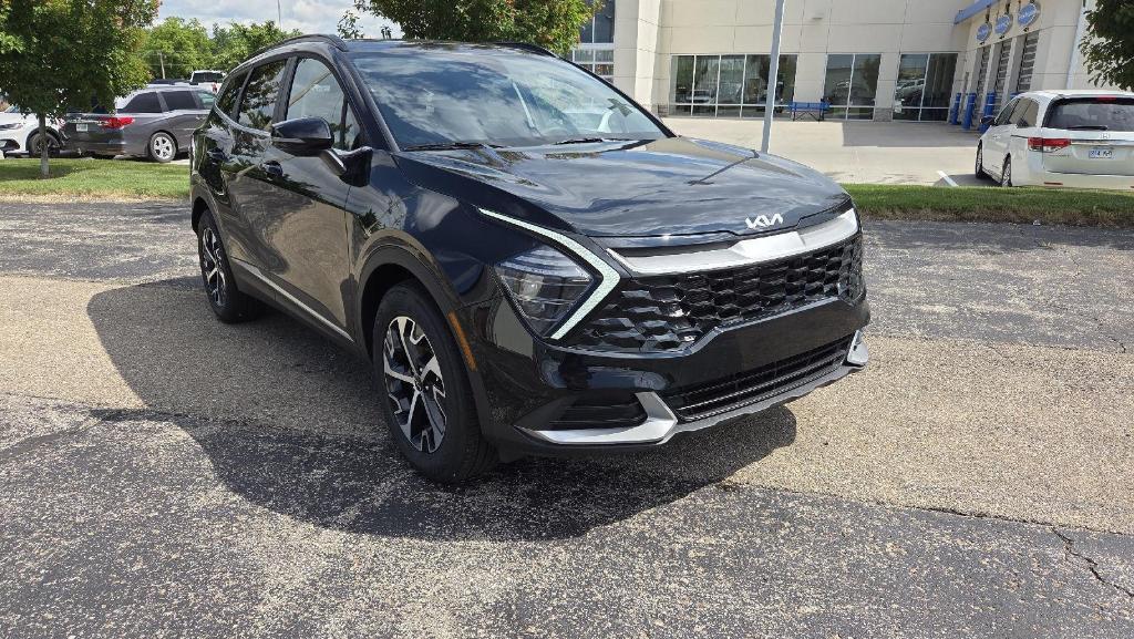 new 2025 Kia Sportage car, priced at $29,566