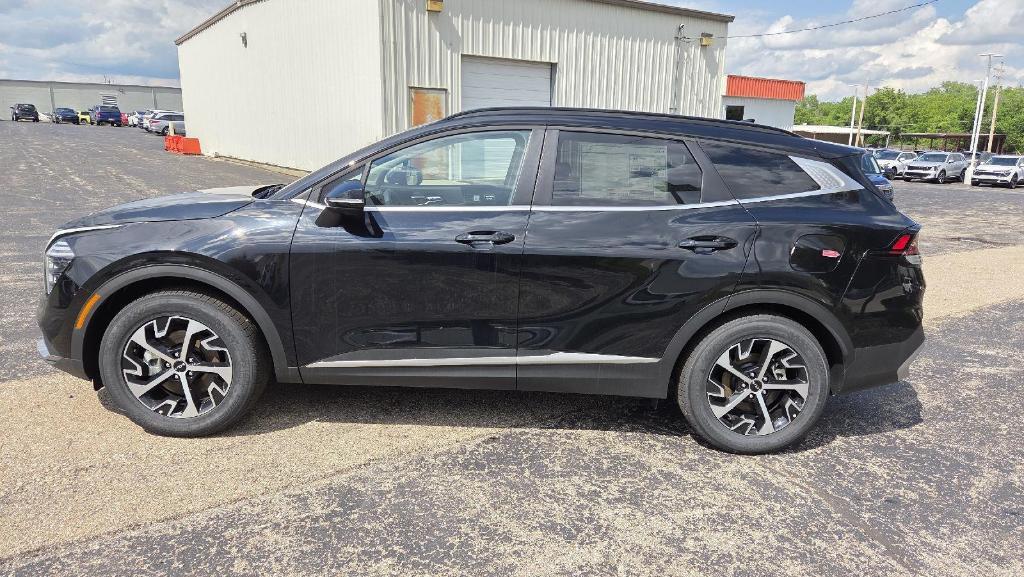 new 2025 Kia Sportage car, priced at $29,566