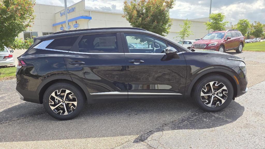 new 2025 Kia Sportage car, priced at $29,566