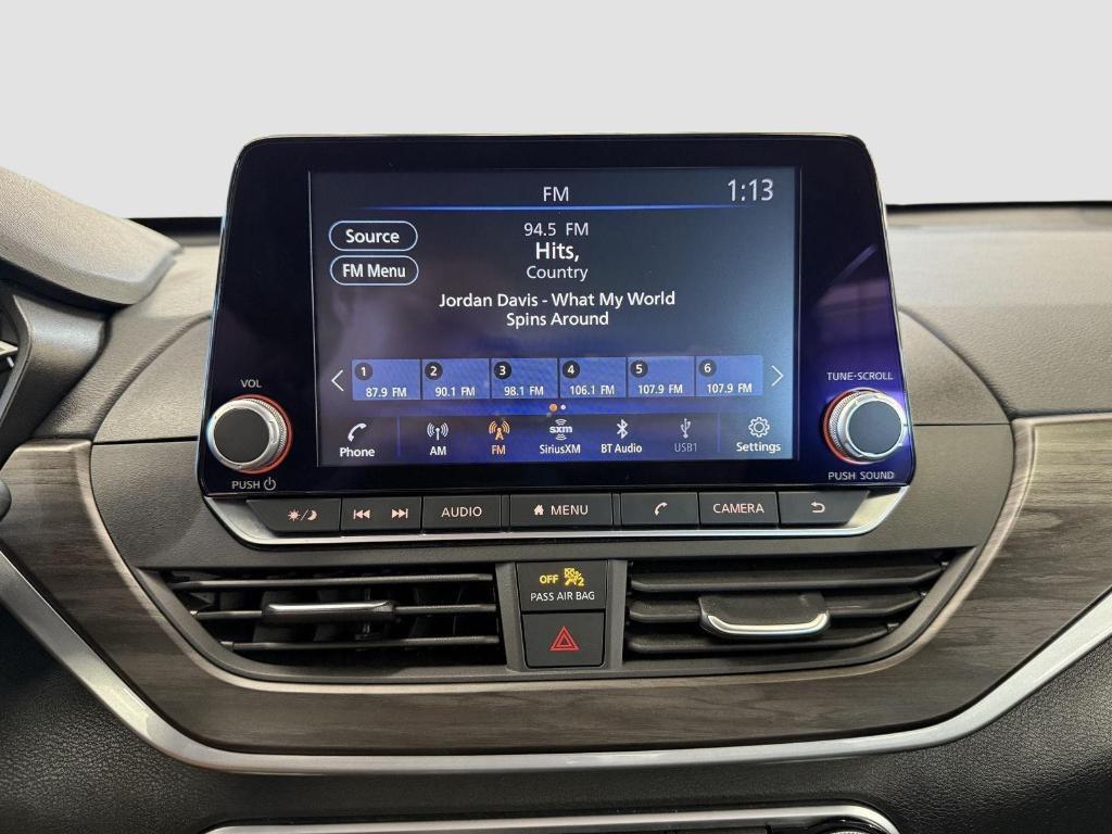 new 2025 Nissan Altima car, priced at $25,987