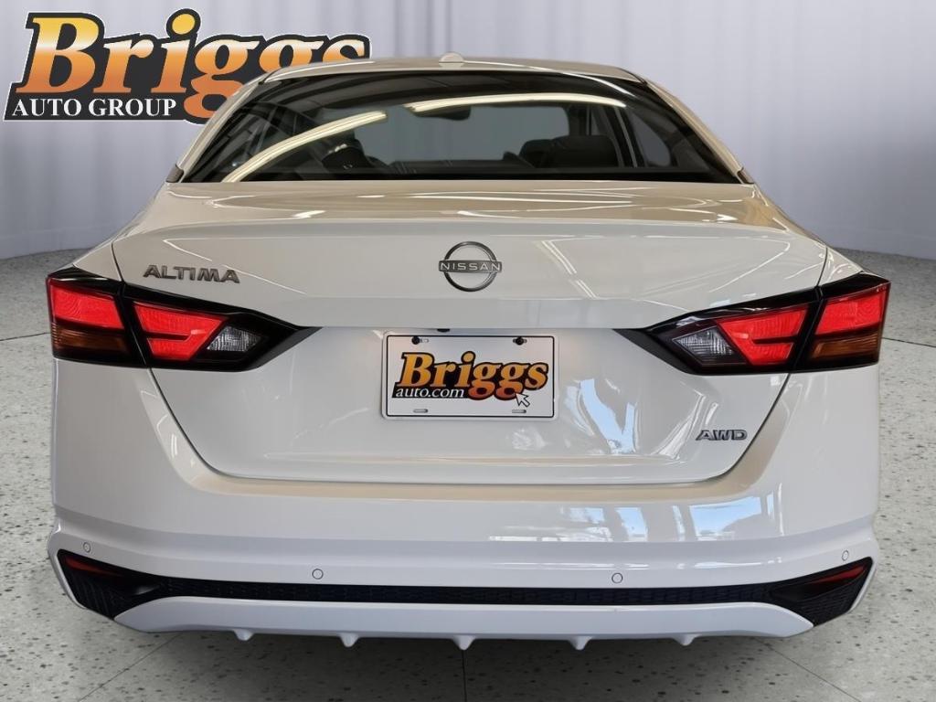 new 2025 Nissan Altima car, priced at $25,987