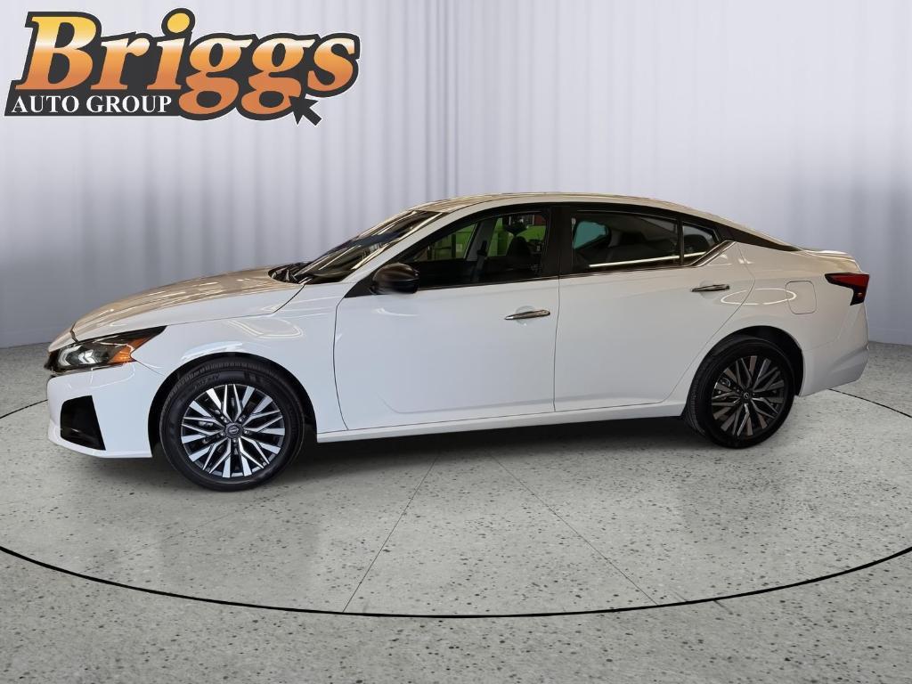 new 2025 Nissan Altima car, priced at $25,987