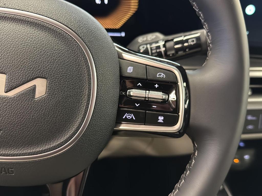 new 2025 Kia Sorento car, priced at $36,934