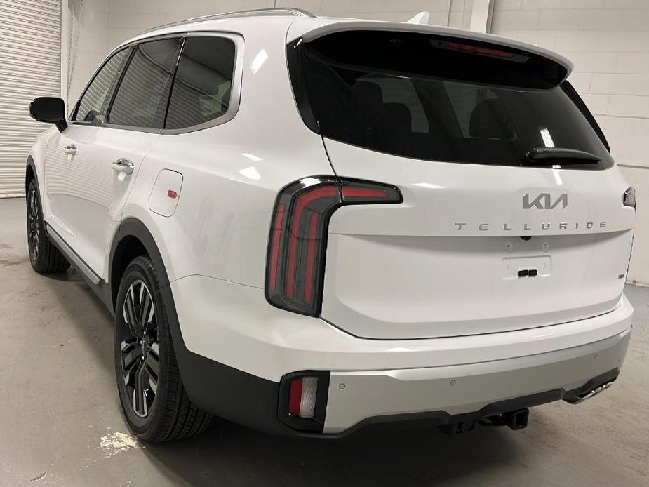 new 2024 Kia Telluride car, priced at $51,648