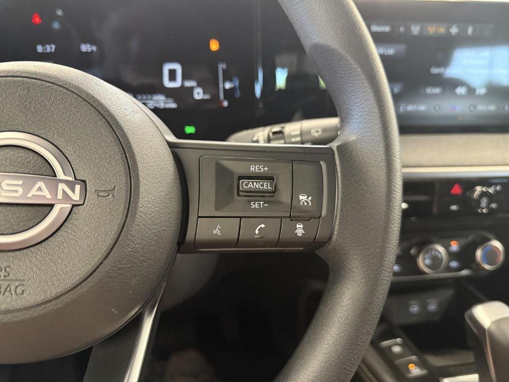 new 2025 Nissan Kicks car