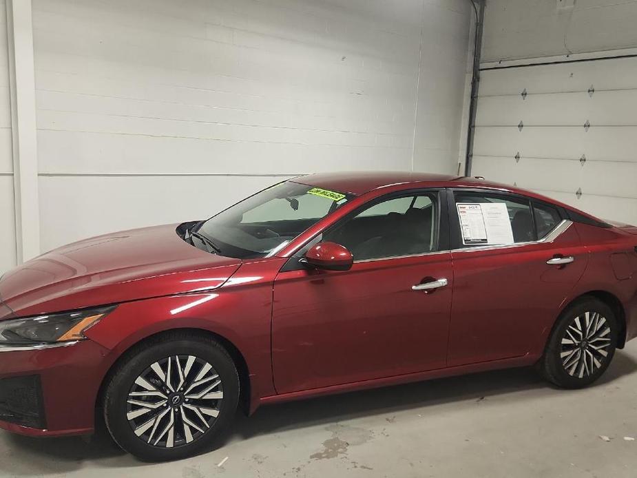used 2023 Nissan Altima car, priced at $25,480