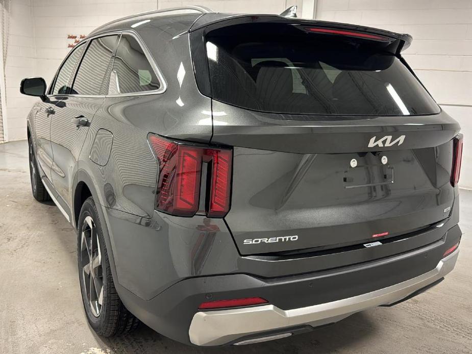 new 2025 Kia Sorento Hybrid car, priced at $42,487