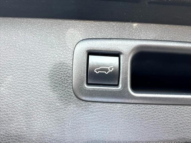 used 2023 Toyota Highlander car, priced at $30,700