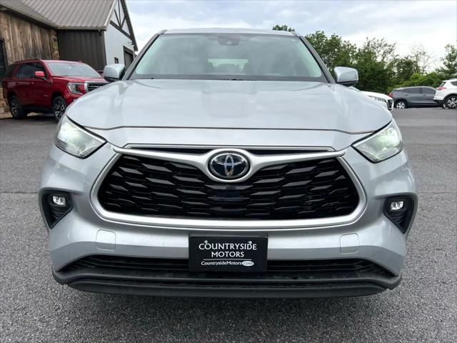 used 2023 Toyota Highlander car, priced at $30,700
