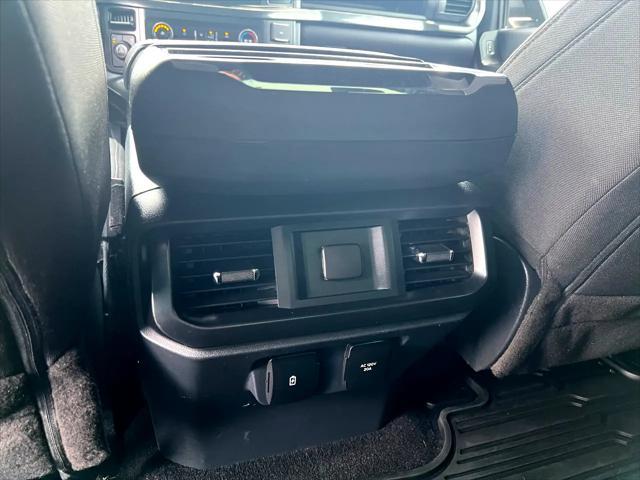used 2022 Ford F-150 car, priced at $27,300
