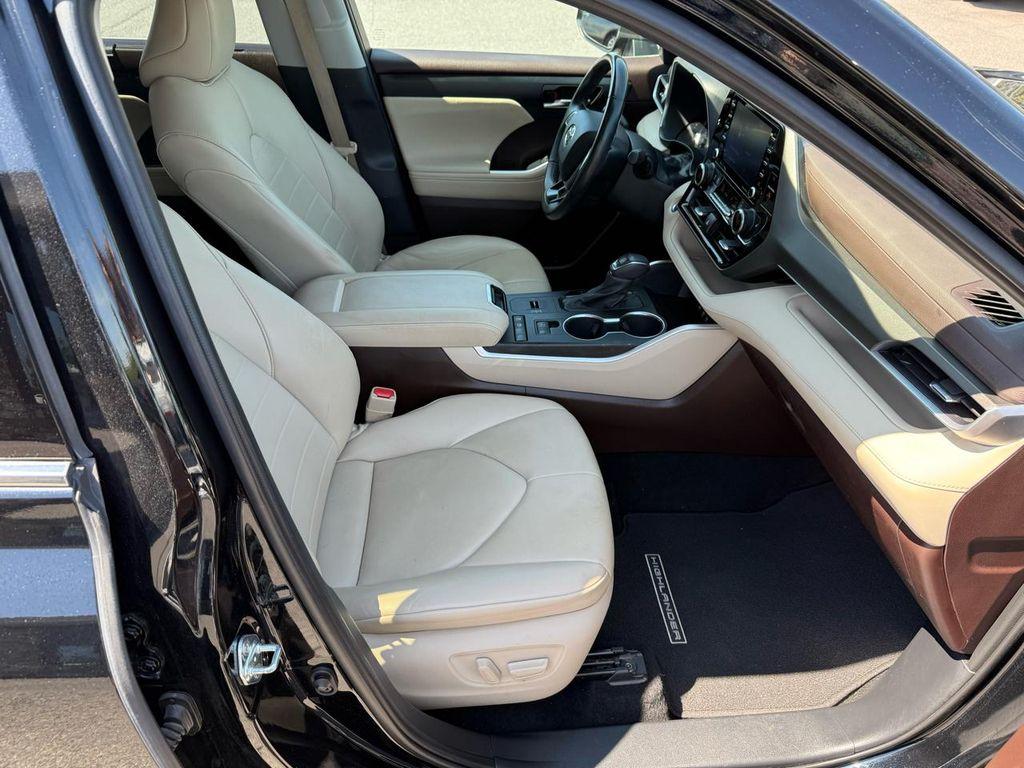 used 2021 Toyota Highlander Hybrid car, priced at $27,900