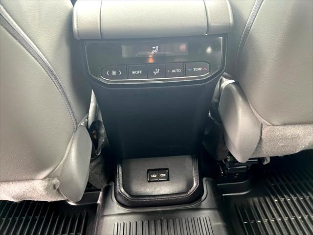 used 2022 Toyota Highlander Hybrid car, priced at $36,700