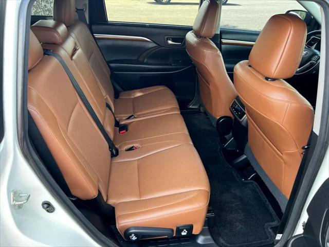 used 2018 Toyota Highlander car, priced at $21,900
