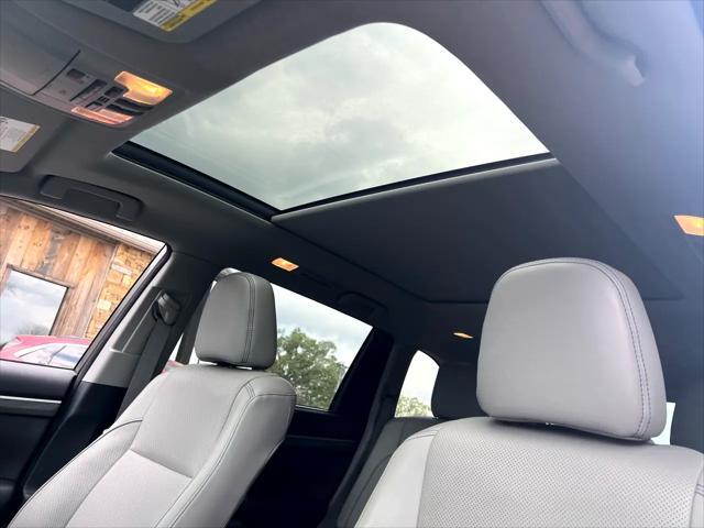 used 2018 Toyota Highlander car, priced at $24,900