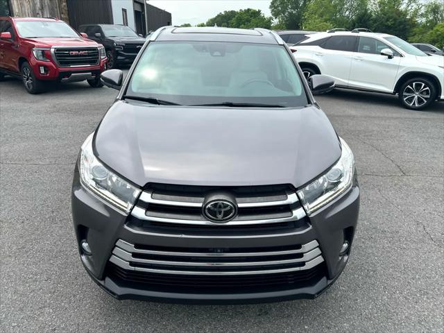 used 2018 Toyota Highlander car, priced at $24,900