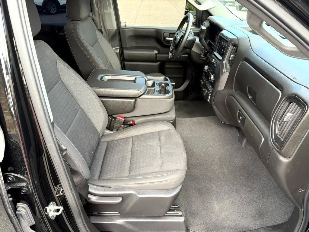 used 2024 Chevrolet Silverado 2500 car, priced at $33,900