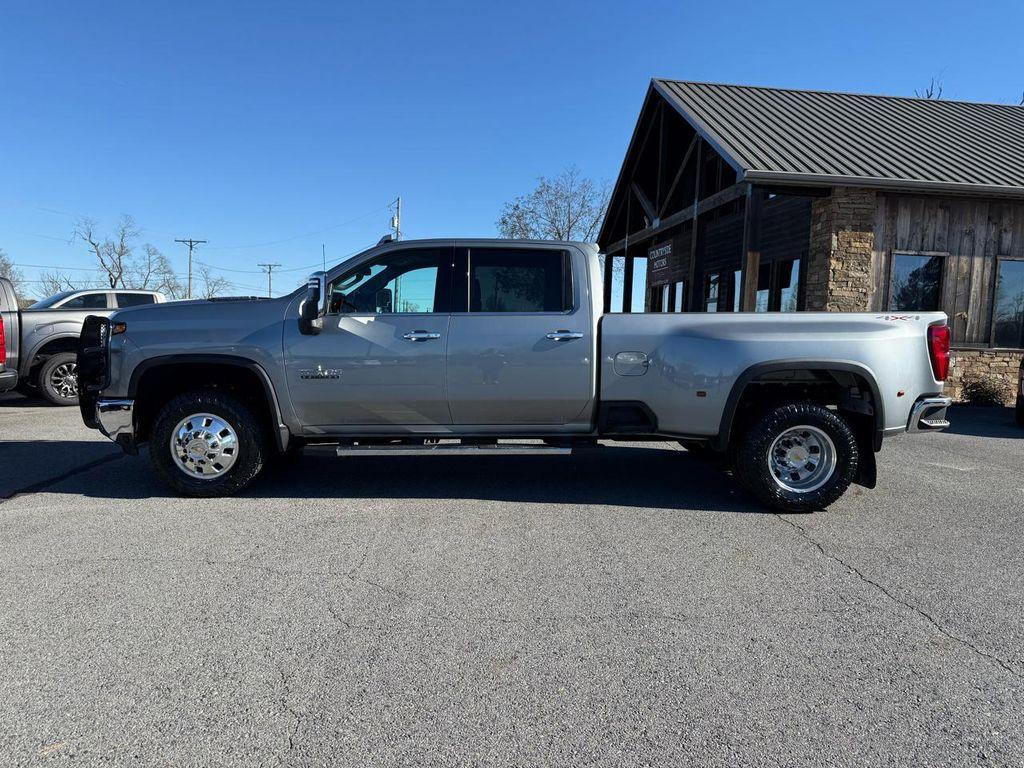 used 2025 Chevrolet Silverado 3500 car, priced at $61,900