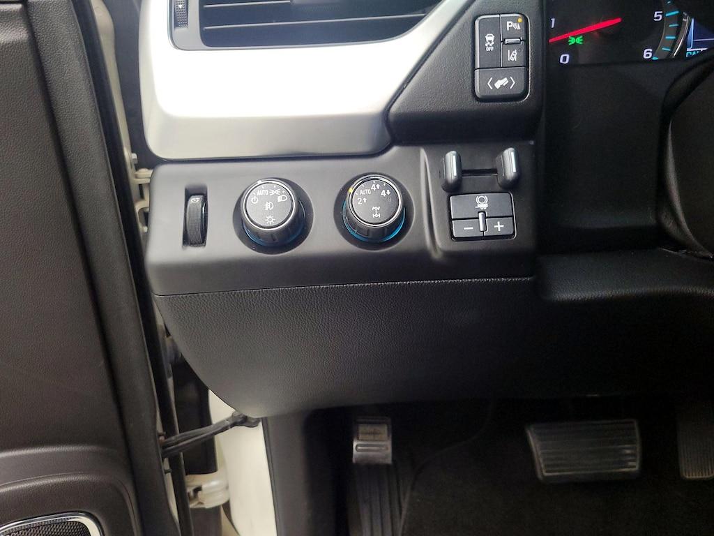 used 2015 Chevrolet Suburban car, priced at $29,998