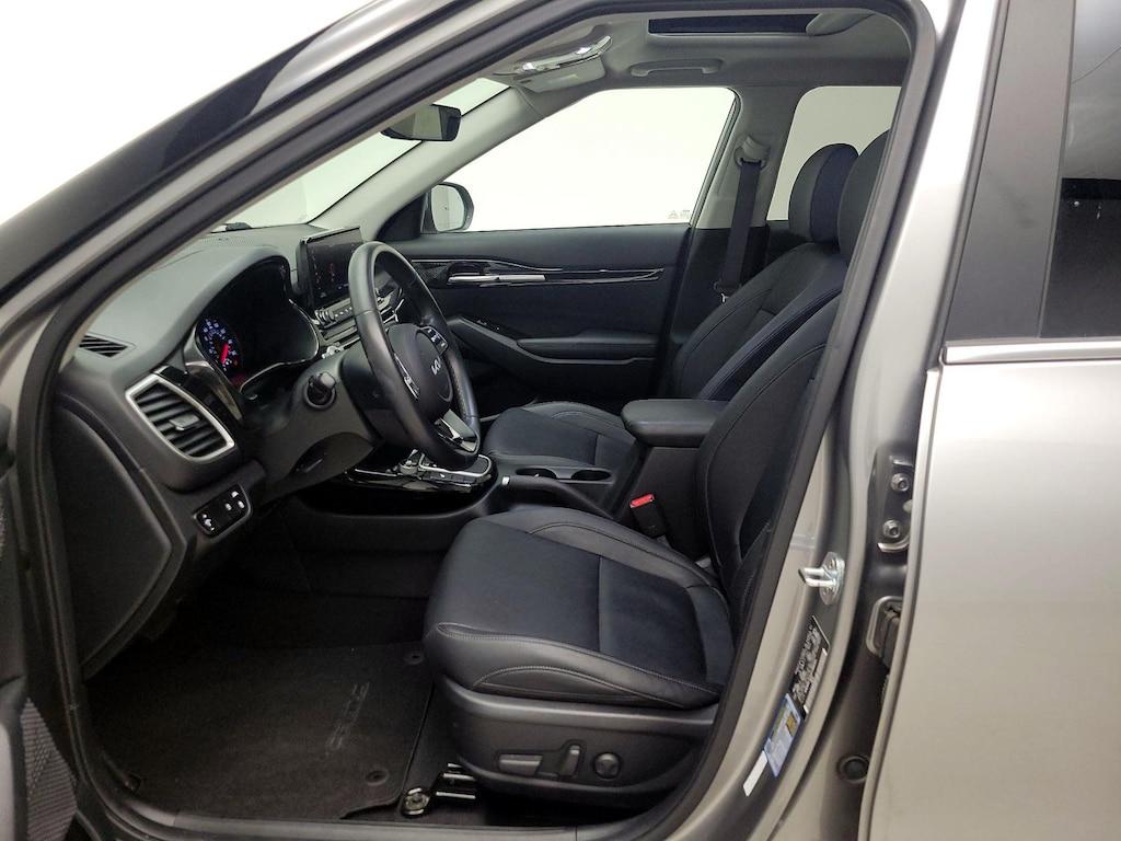 used 2023 Kia Seltos car, priced at $24,998